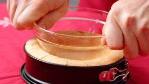 こんなクリスマスケーキの作り方見たことある？クロカンブッシュ参上！