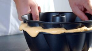 ケーキ汁を溢れさす意味！？もちろんあった。