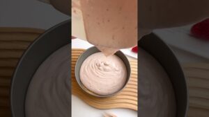 フルーチェで簡単いちごレアチーズケーキ👩🏻‍🍳🍓