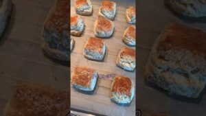 【28歳専業主婦】海外で作る簡単おやつ#shorts #スコーン #お菓子作り #イギリス生活