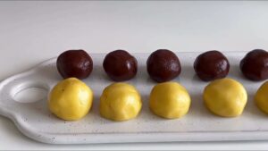 Melon breadメロンパン作り方！[材料4つ！トースターで焼くだけ！]