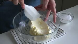 Rarecheesetartレアチーズタルト作り方！[材料4つ・オーブンなし]