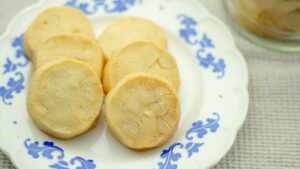 銀座ウエストのマカダミアナッツクッキーを再現！