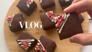 [お菓子作りvlog] バレンタインに♪簡単ガナッシュサンドクッキーの作り方｜可愛いラッピング方法もご紹介