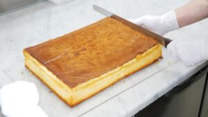 ケーキ屋さんの贅沢レシピな長崎カステラ作り！手作り木型で試作してみたら…｜bilsonrollers