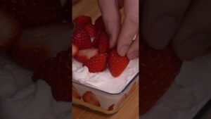 オーブンなし！レンジでできる簡単絶品ショートケーキの作り方