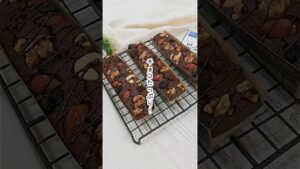 【混ぜるだけ！】濃厚＆贅沢 チョコレートたっぷり！チョコレートブラウニー