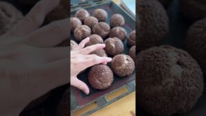 チョコレートシュークリーム🍫レシピはキャプションに😘🇸🇪recept finns i koment