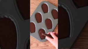 ハロウィンギフトに♪ミイラチョコマドレーヌ