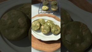 抹茶味も気になるよね⁈🫣サックリ軽めのチョコチップクッキー🍪🍵