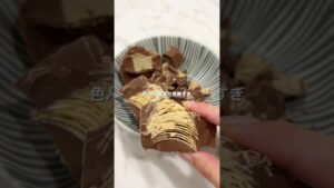 海外で大バズり中のプリングルスチョコ🍫#お菓子作り #簡単レシピ #おうちカフェ #プリングルス #海外