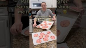 The easiest cookie recipe you will ever make! #baking #cookierecipe #cookies #bakingrecipes #recipe