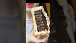 夢の巨大生チョコ食パン作ってみた🍞#お菓子作り #チョコレート #料理 #chocolate