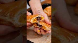 プロのレシピ】パイシートで簡単！とろ〜りチョコのかぼちゃチョコパイの作り方#お菓子作り#レシピ#かぼちゃレシピ#ハロウィンレシピ#チョコパイ